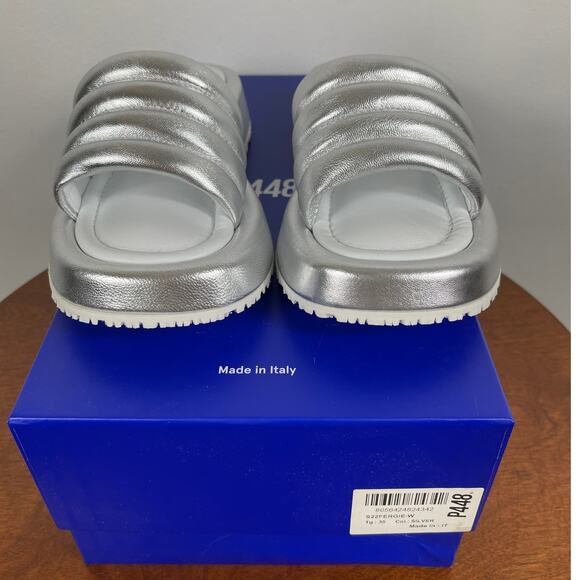 New P448 Fergie Slide Sandal in Silver Leather Women's Size EU 35 - Picture 9 of 9